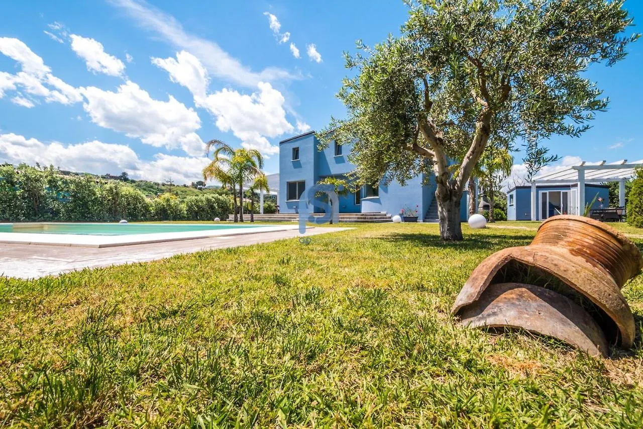 Villa Azzurra Con Piscina Privata Lascari
